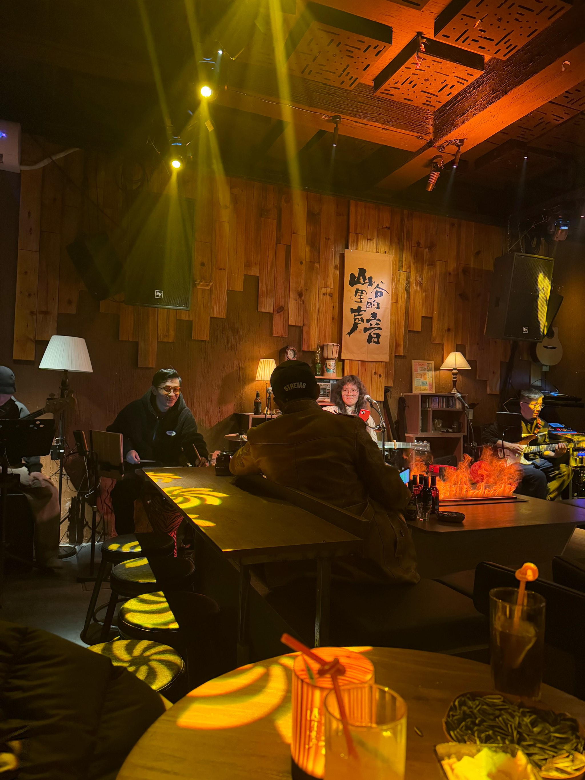 肇庆商务KTV订房指南-封开县ktv预订